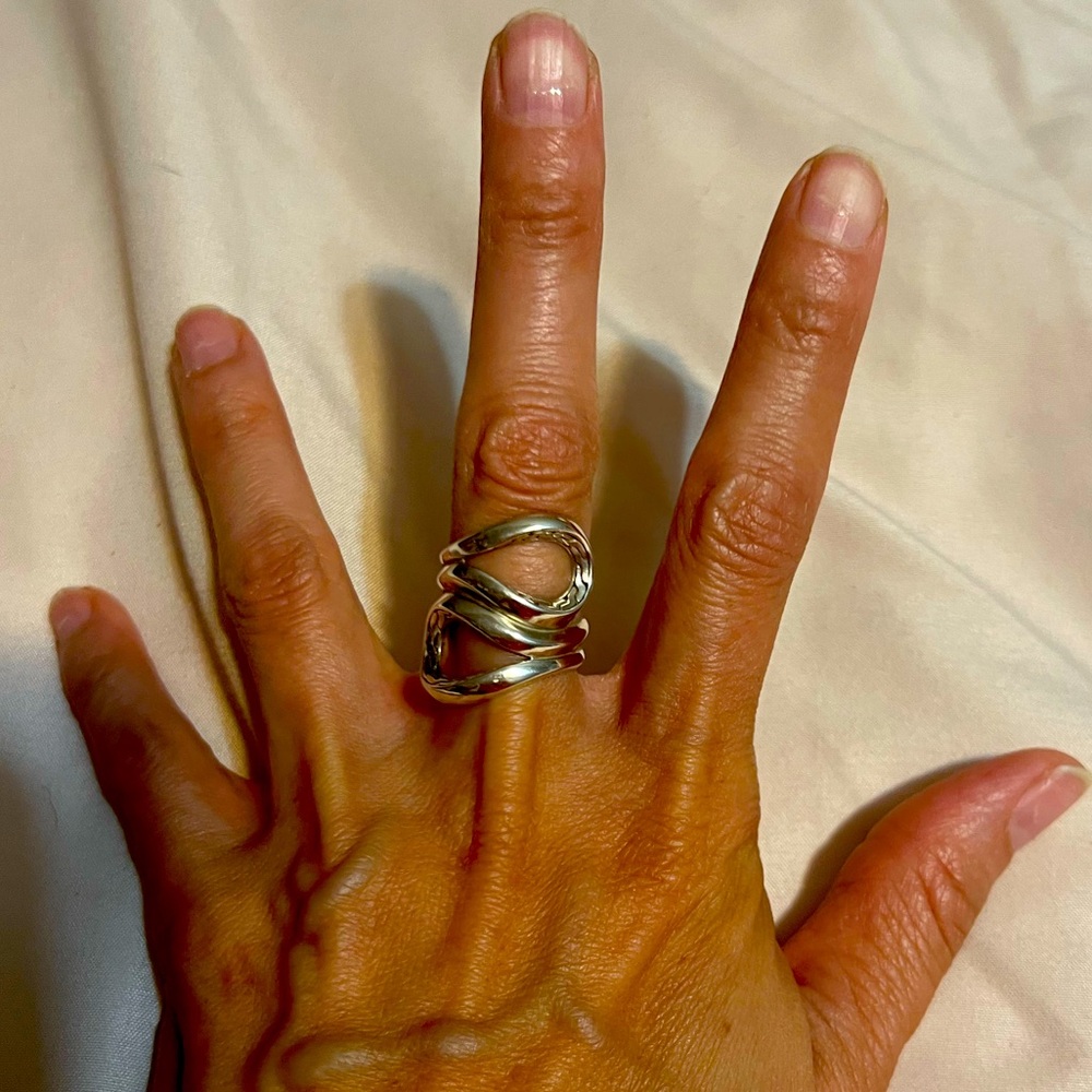 John Hardy size 7 ring